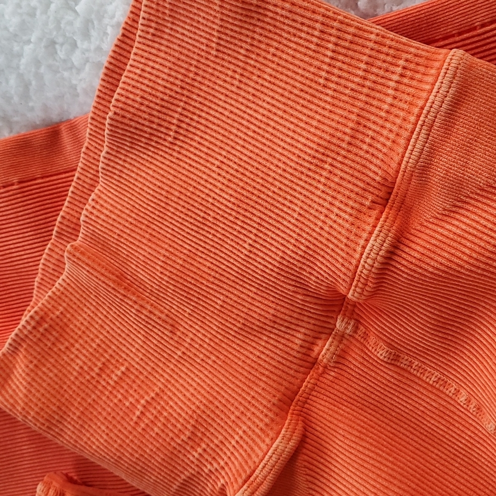 12. Free People Ultra High-Rise 7/8 Happiness Runs Leggings Sparked - Picture 11 of 14